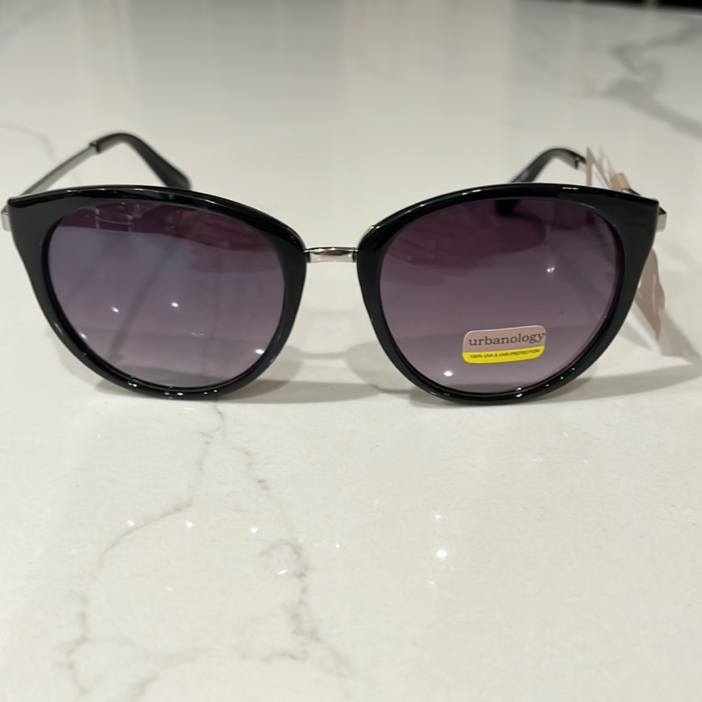 Urbanology sunglasses - Picture 1 of 5